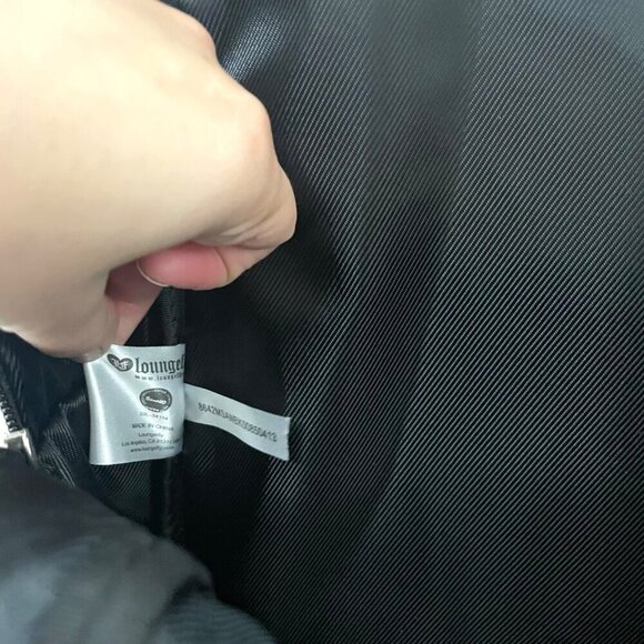 Loungefly Loves Hello Kitty Black Faux Patent Leather Backpack - Picture 10 of 10